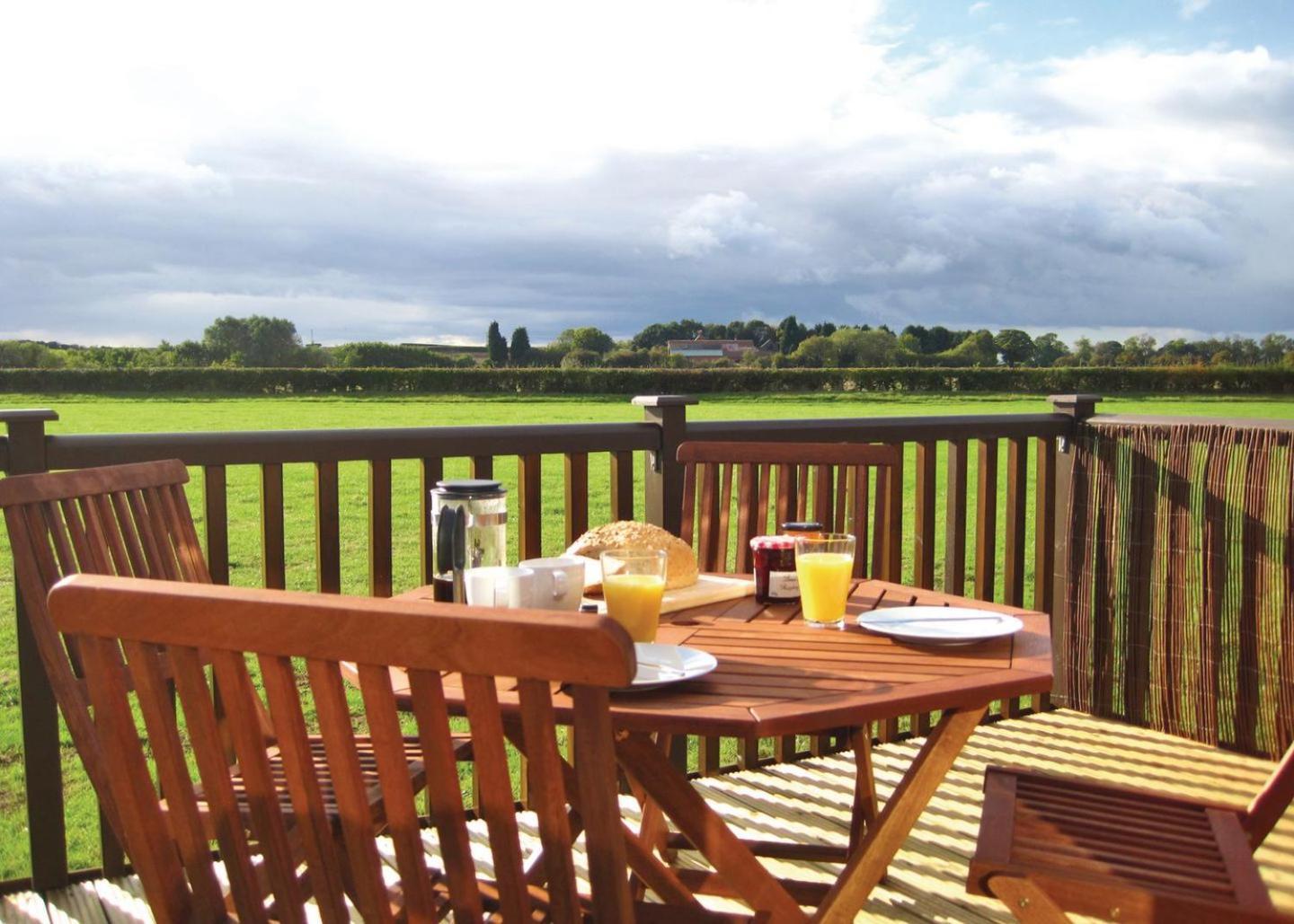 Wighill Manor Lodges Tadcaster Exterior foto